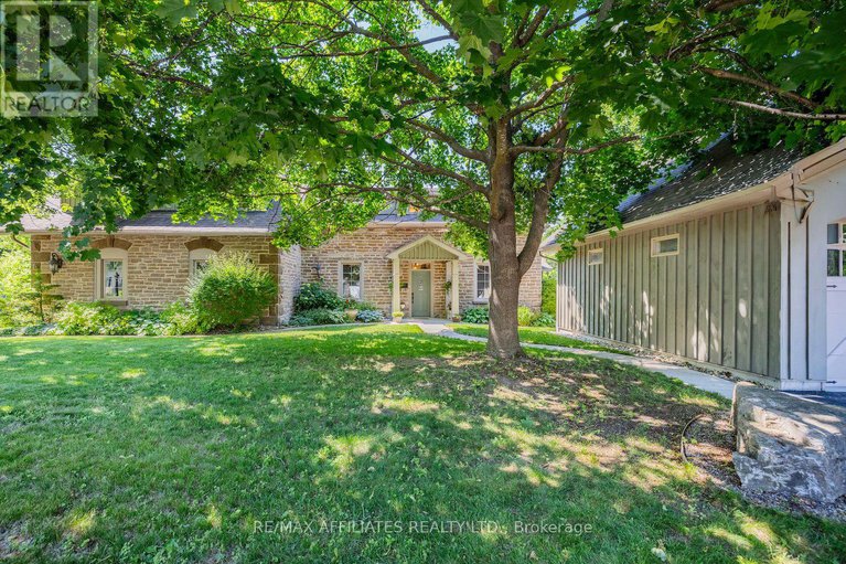 28533251/71-mill-street/carleton-place/carleton-place/ontario/K7C1T6_1