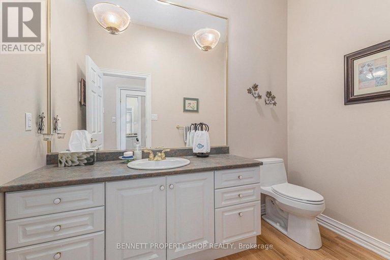 28752704/5-countryside-green/cedar-hillorchard-estates/ottawa/ontario/K2R1B5_21