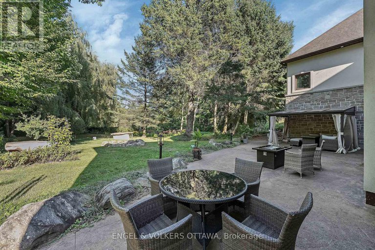 28739995/1836-whitemarsh-crescent/kanata-north-west/ottawa/ontario/K2W1B5_44