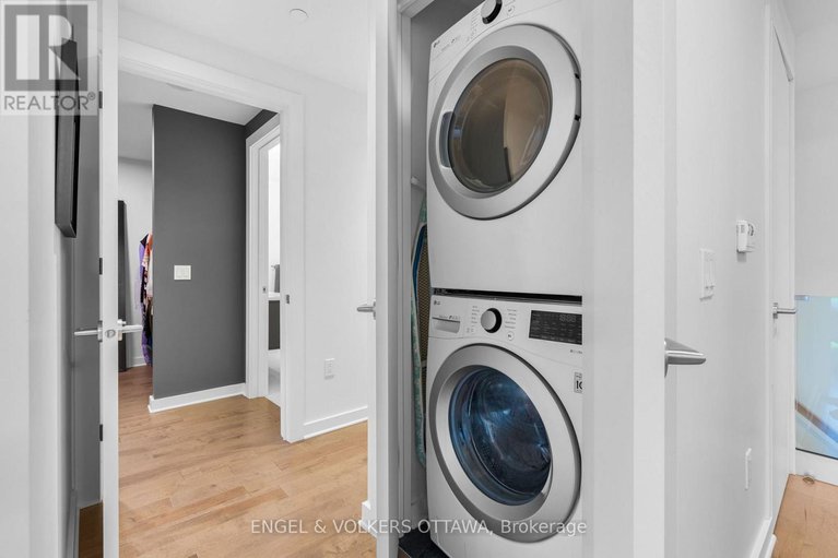 28418006/103-135-barrette-street/vanier/ottawa/ontario/K1L7Z9_23