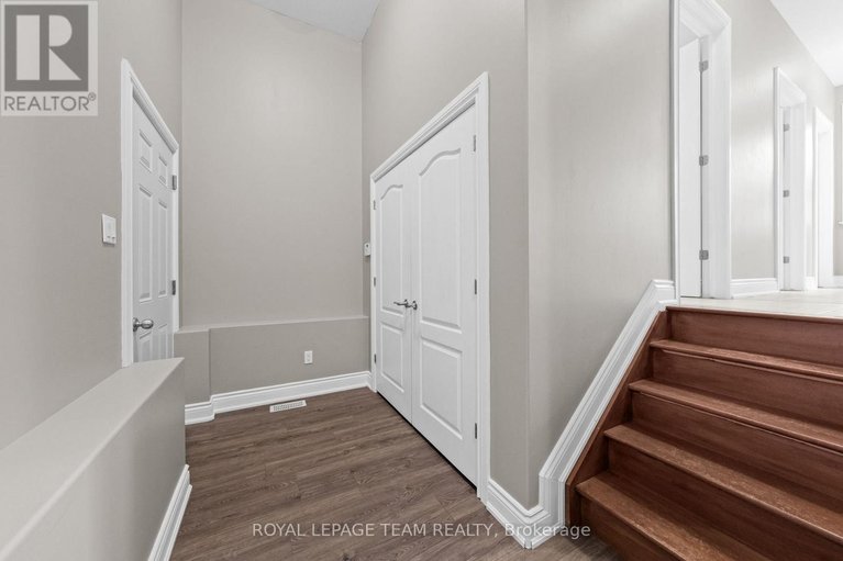 29597275/6673-pebble-trail-way/greely/ottawa/ontario/K4P0B6_30