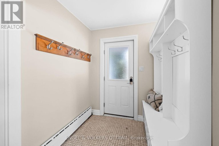28832500/20-hazel-street/ottawa-east/ottawa/ontario/K1S0E9_3