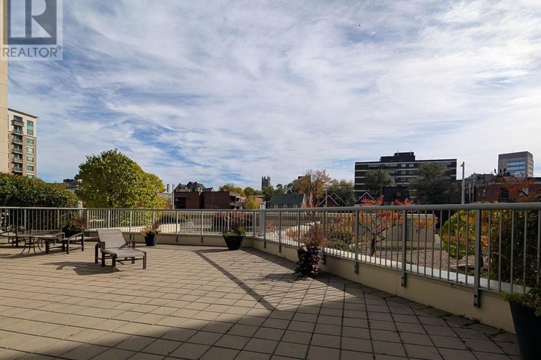 29033428/302-200-rideau-street/sandy-hill/ottawa/ontario/K1N5Y1_38