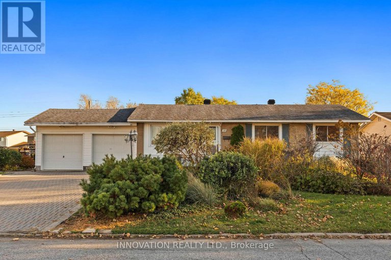 29068008/30-oakview-avenue/meadowlandscrestview/ottawa/ontario/K2G3A2_1