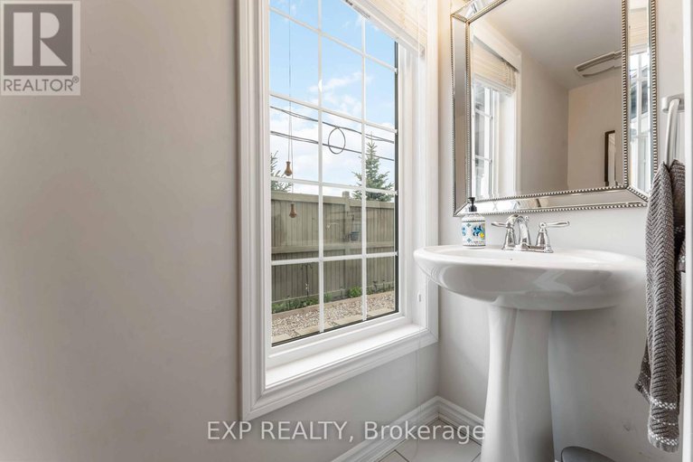 29063218/226-par-la-ville-circle/stittsville-north/ottawa/ontario/K2S0T6_34