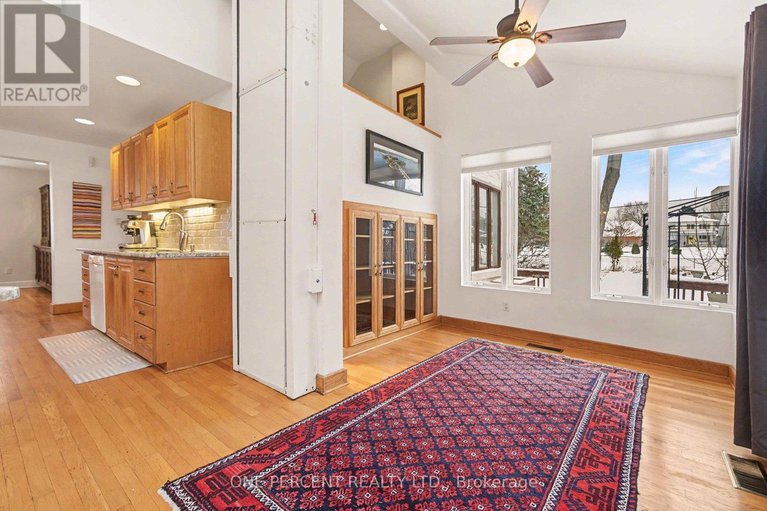 29255409/60-pontiac-street/ottawa-westtunneys-pasture/ottawa/ontario/K1Y2K1_12