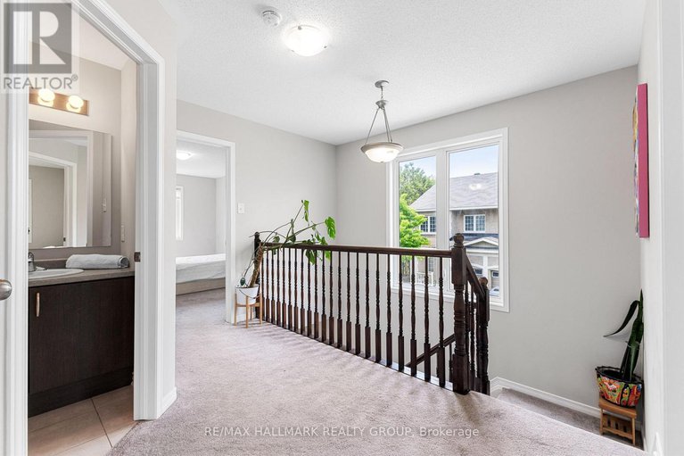 28512162/53-dundalk-private/stonebridge/ottawa/ontario/K2J0J5_16