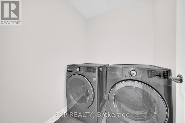 29625969/215-merak-way/half-moon-bay/ottawa/ontario/K2J6N7_28