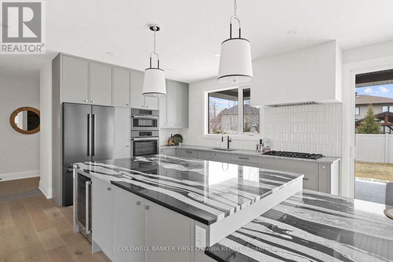 28574430/42-parkland-crescent/arlington-woods/ottawa/ontario/K2H7W5_11