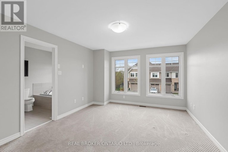 28421576/792-cedar-creek-drive/blossom-parkkemp-parkfindlay-creek/ottawa/ontario/K1T0M6_23