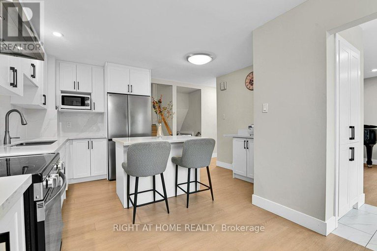 29018595/2230-bickerton-avenue/canotek-industrial-park/ottawa/ontario/K1J6Y3_9