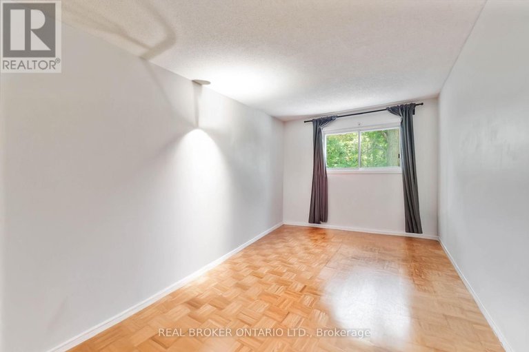 28756532/77-priam-way/westcliffe-estates/ottawa/ontario/K2H8S7_23