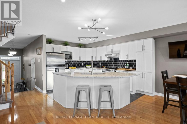 28633299/1879-arrowgrass-way/notting-hillsummerside/ottawa/ontario/K4A0C9_11