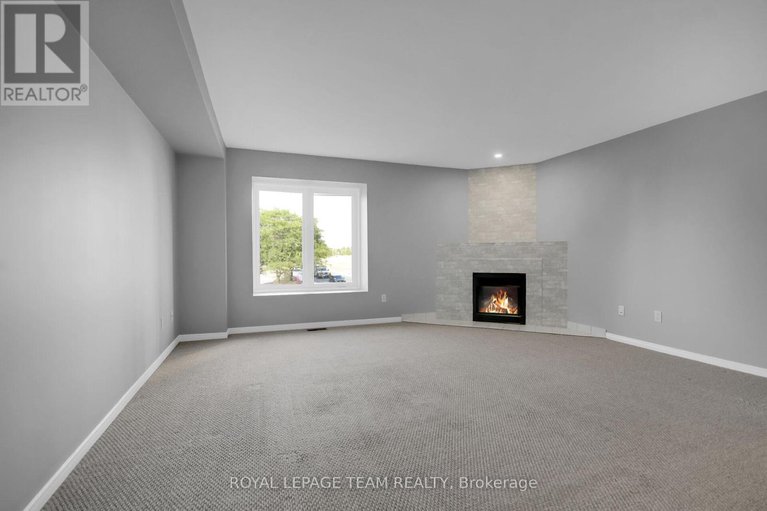 28790579/89-thornbury-crescent/centrepointe/ottawa/ontario/K2G6C4_3