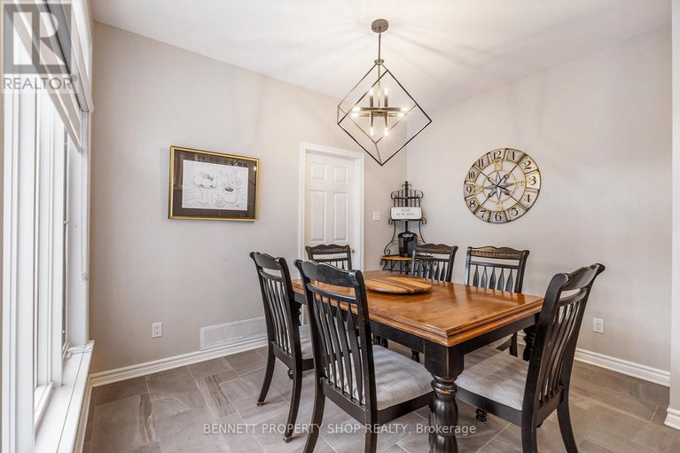 29111121/578-devonwood-circle/blossom-parkkemp-parkfindlay-creek/ottawa/ontario/K1T4E6_15