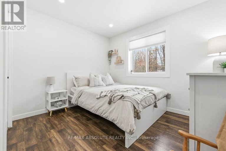 29122344/188-milton-stewart-avenue/mcnabbraeside-twps/mcnabbraeside/ontario/K7S0E1_15