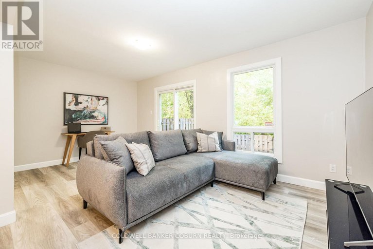 29087802/3659-aladdin-lane/blossom-parkkemp-parkfindlay-creek/ottawa/ontario/K1T1V5_15