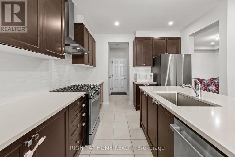 29159461/837-derreen-avenue/stittsville-north/ottawa/ontario/K2S3A7_16