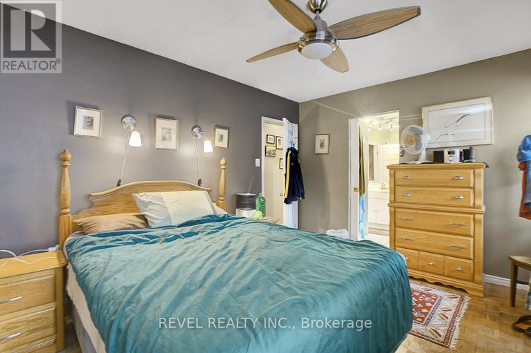 29181079/1752-kilborn-avenue/urbandale-acres/ottawa/ontario/K1H6N2_17