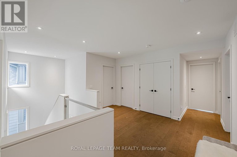 28358641/935-atrium-ridge/riverside-southgloucester-glen/ottawa/ontario/K4M0N9_31