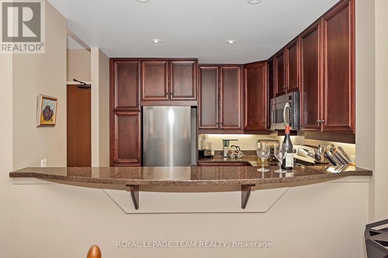29452276/509-320-mcleod-street/ottawa-centre/ottawa/ontario/K2P1A3_15