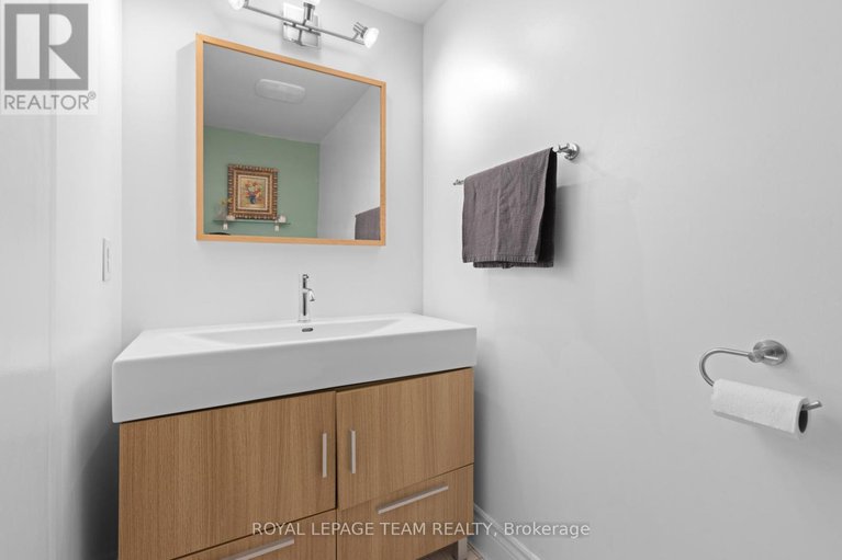 29172005/503-141-somerset-street-w/ottawa-centregolden-triangle/ottawa/ontario/K2P2H1_24