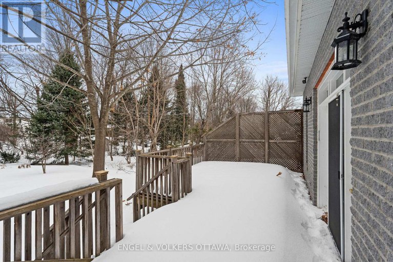 29389734/1609-ashley-cardill-lane/greely/ottawa/ontario/K4P1M7_36