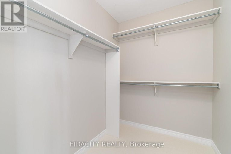 28939725/508-bulat-court/stittsville-north/ottawa/ontario/K2S0X6_19