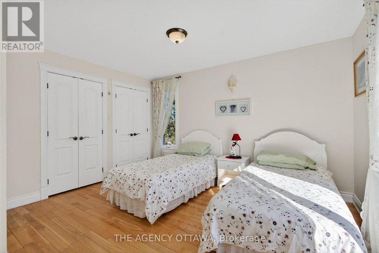 29664562/4633-albion-road/blossom-parkkemp-parkfindlay-creek/ottawa/ontario/K1X1A4_25