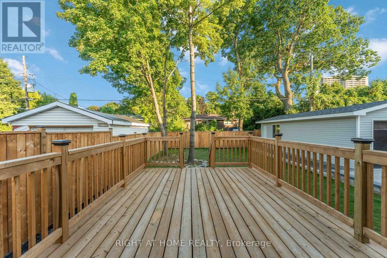 28705637/2700-priscilla-street/britannia/ottawa/ontario/K2B7E2_44