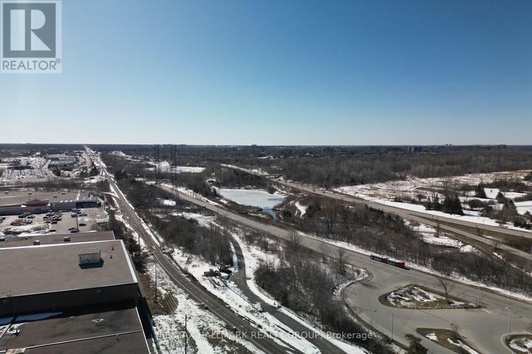 29118510/208-555-anand-private/riverside-park-south/ottawa/ontario/K1V2R7_44