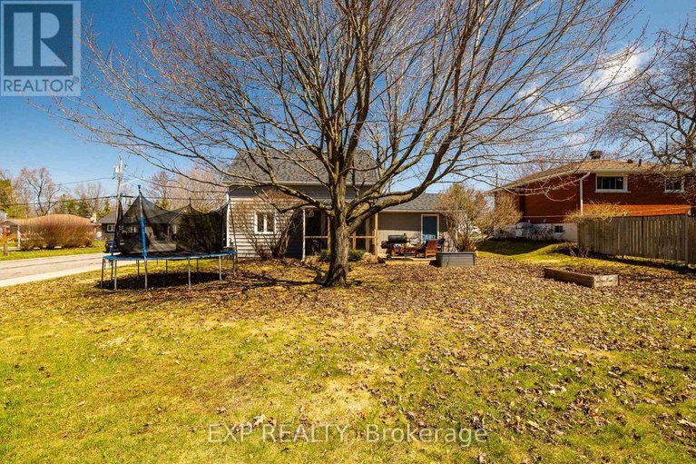 29633169/308-st-george-street/almonte/mississippi-mills/ontario/K0A1A0_37