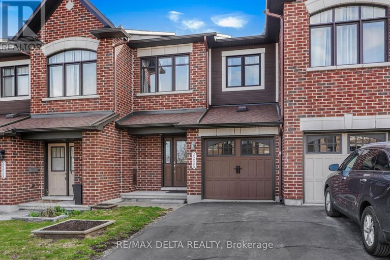 29651790/2225-marble-crescent/town-of-rockland/clarence-rockland/ontario/K4K0G9_2