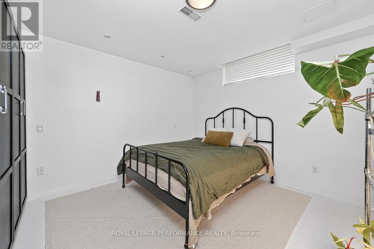 29575715/1665-frenette-street/fallingbrookgardenway-south/ottawa/ontario/K4A4L4_39