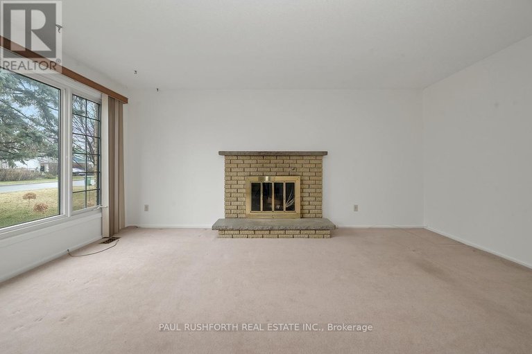 29628784/302-roxdale-avenue/bilberry-creekqueenswood-heights/ottawa/ontario/K1E1T8_6