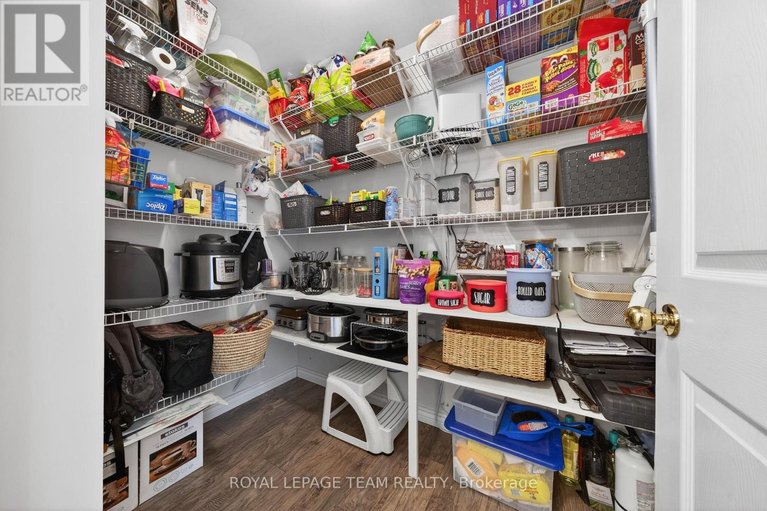 29654517/23-inwood-drive/bridlewood/ottawa/ontario/K2M1Z6_21