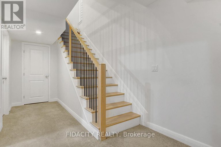 29080347/864-moses-tennisco-street/cfb-rockcliffe-and-area/ottawa/ontario/K1K5A2_27