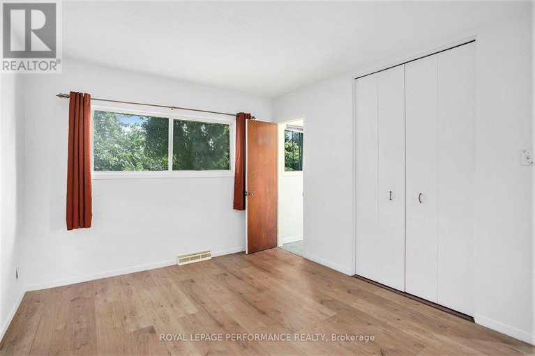 28854189/5803-rockdale-road/vars-village/ottawa/ontario/K0A3H0_15