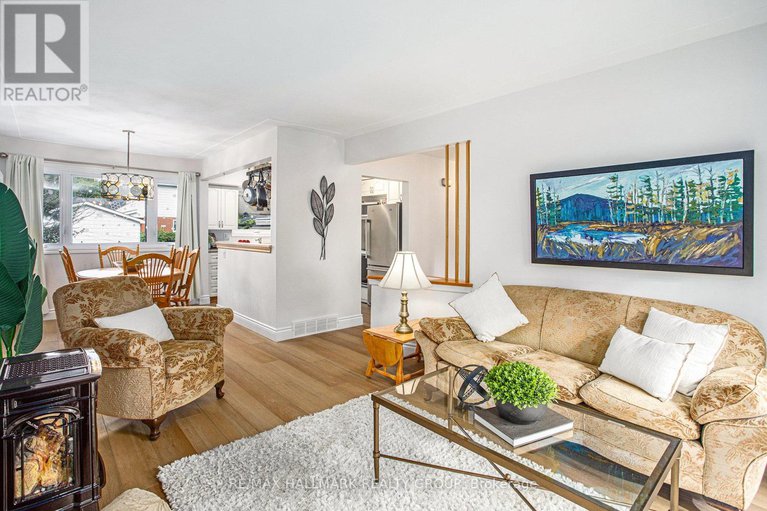 28828284/2088-bangor-street/elmvale-acresurbandale/ottawa/ontario/K1G2X7_5