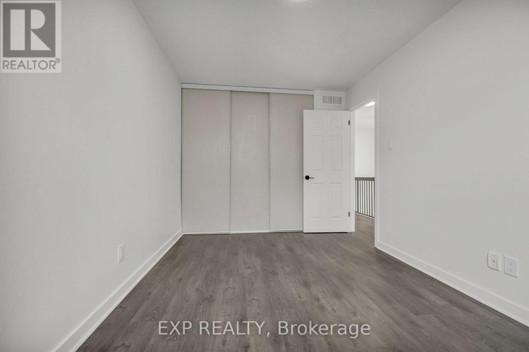 28543966/423-hillsboro-private/emerald-meadowstrailwest/ottawa/ontario/K2M3A7_25