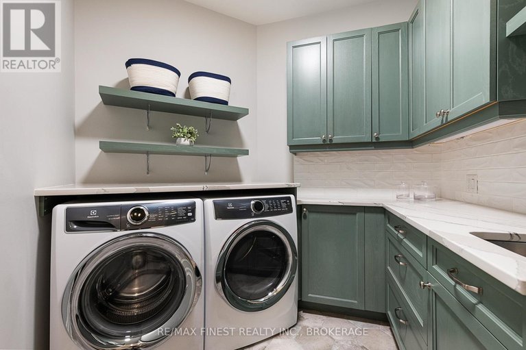28393818/717-mcmanus-avenue/manotick-village-manotick-estates/ottawa/ontario/K4M0B2_21