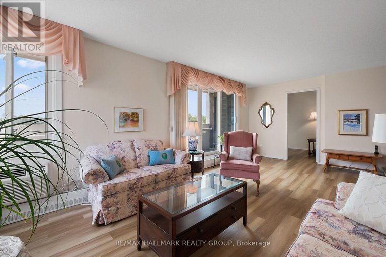 28749061/602-1081-ambleside-drive/woodroffe/ottawa/ontario/K2B8C8_10