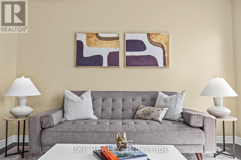 28595126/243-par-la-ville-circle/stittsville-north/ottawa/ontario/K2S0T6_9