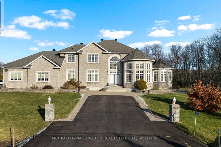 29164467/1651-marronier-court/cumberland-ridge/ottawa/ontario/K4C1C2_1