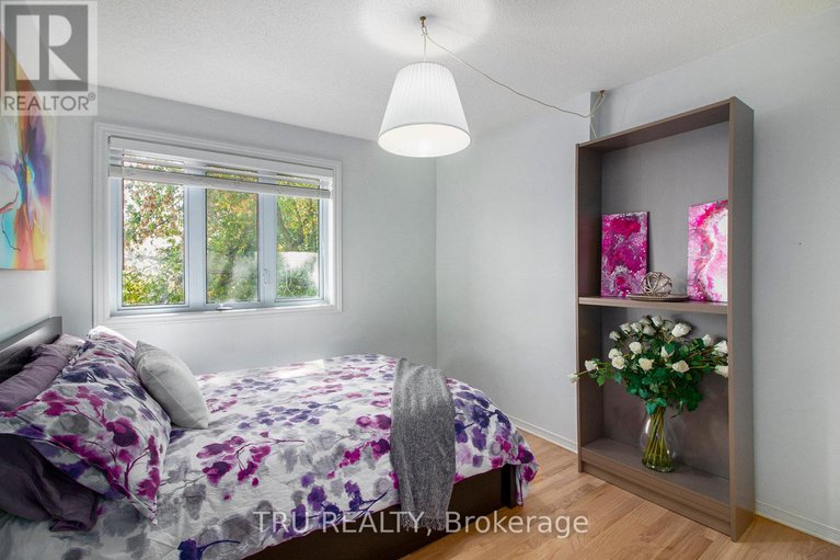 28954412/1132-chimney-hill-way/beacon-hill-south/ottawa/ontario/K1J8Z6_24