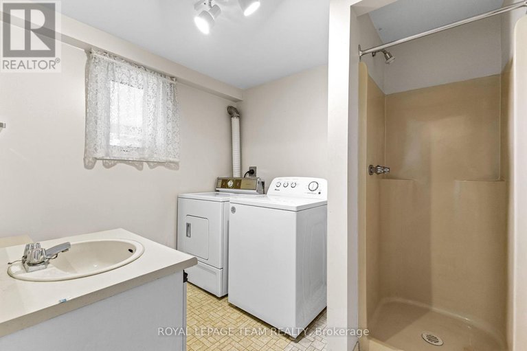 28975665/14-1149-chimney-hill-way/beacon-hill-south/ottawa/ontario/K1J8Z9_29