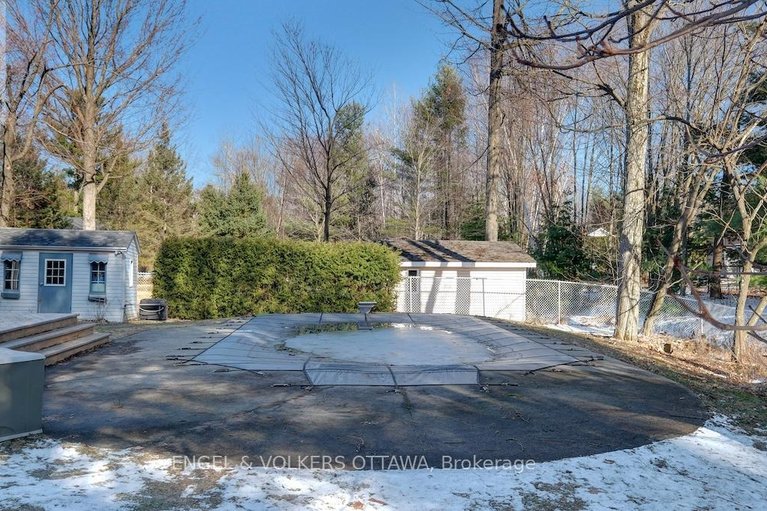 29581812/1263-randboro-crescent/navan/ottawa/ontario/K4B1K7_41