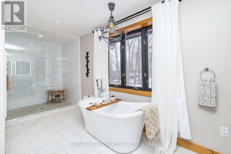 28257344/122-red-rock-bay-road/drummond-n-elmsley-drummond-twp/drummondnorth-elmsley/ontario/K7C4K8_23