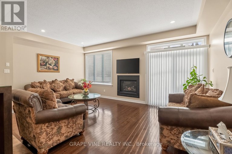 29384781/1217-alson-mills-way/emerald-meadowstrailwest/ottawa/ontario/K2M0C8_13