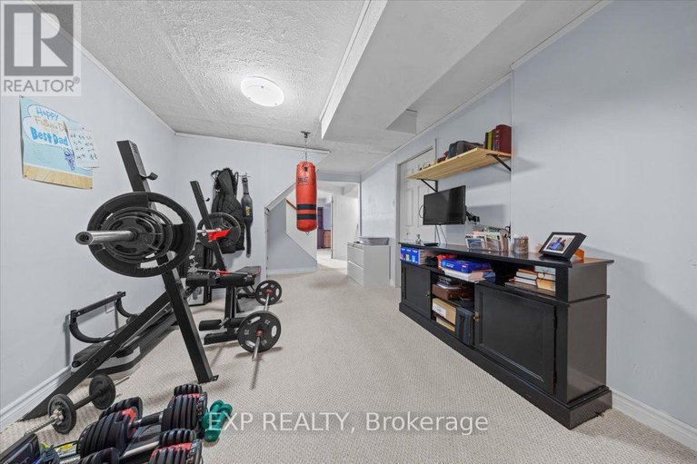 28494294/254-arrita-street/emerald-meadowstrailwest/ottawa/ontario/K2S0J3_27